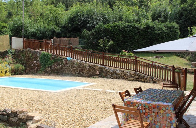 Grande maison avec piscine privative