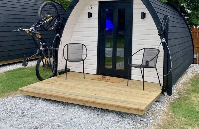 The Bike Inn #15, Kings River Cabin