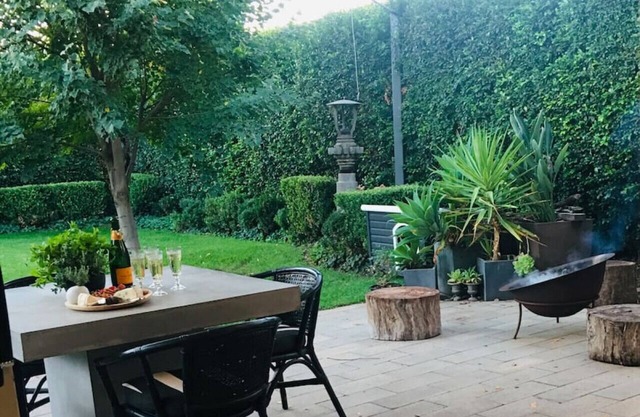 «Birch House» - un sanctuaire magnifique dans le centre de Wagga Wagga