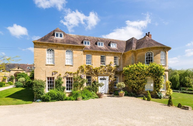 The Bird Room - Upper Court Manor House