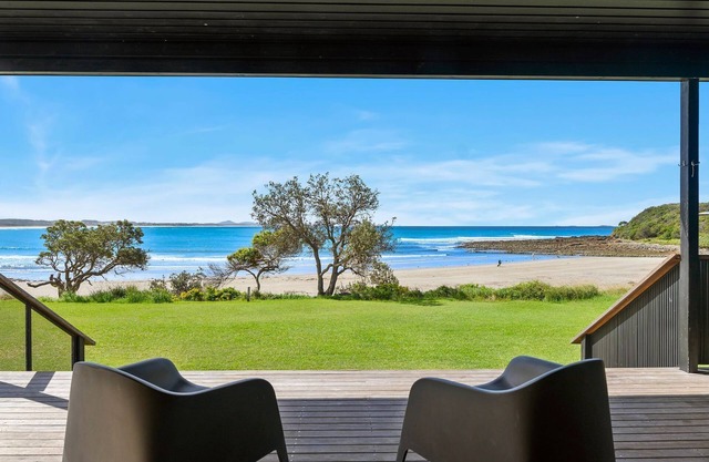 La Maison Noire - Pointe Arrawarra, NSW