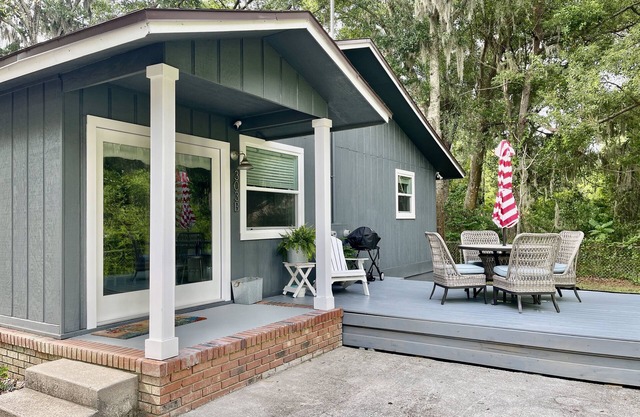💎The Blue Jewel💎- minutes to beach and minutes to downtown & Amelia River