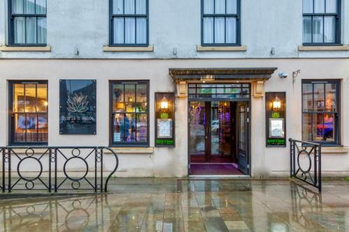 The BlueBell Hotel