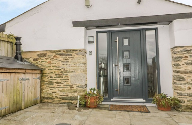 THE BOLTHOLE, pet friendly, avec feu ouvert à Crantock, Ref 983152