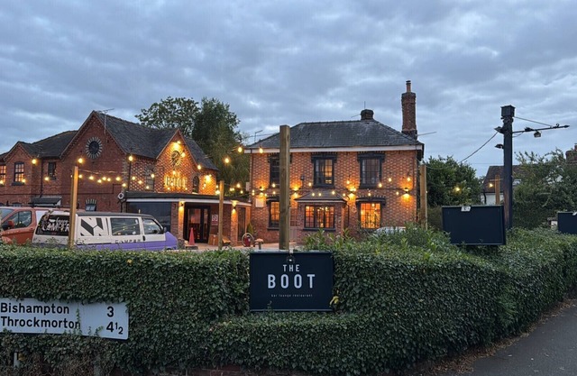 The Boot Inn