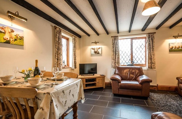 The Brambles - 2 bedroom Cottage - Llanteg