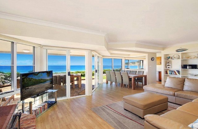 THE BREAKERS, NORTH AVOCA - FRONT DE MER AVEC VUE IMPRENABLE SUR L'OCEAN, PET FRIENDLY