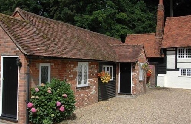 The Brocket Arms