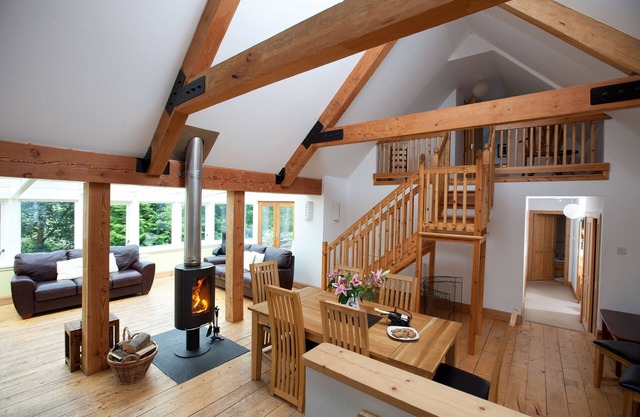 The Byre Farm Cottage Dans Les Trossachs Avec Piscine Et Hot Tub