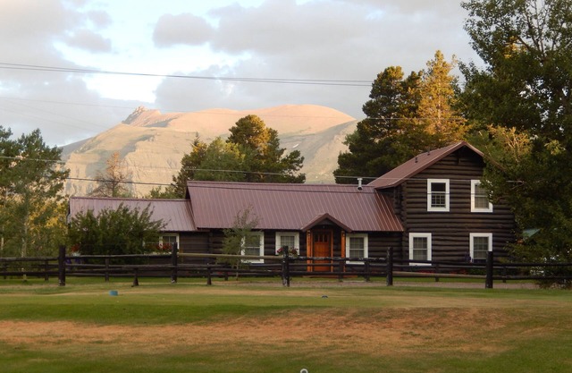 LE CANDY KITCHEN RESORT PRÈS DU HISTORIC GLACIER PK LODGE & GOLF COURSE