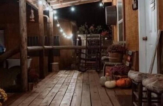The Cabin at Crow Farm