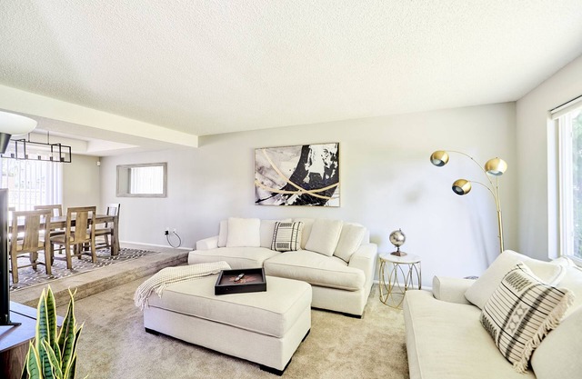 The Cardiff-Cozy Stylish 4bd home near Seattle