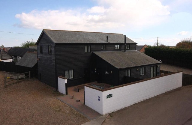 The Cart Lodge at Lee Wick Farm Cottages & Glamping