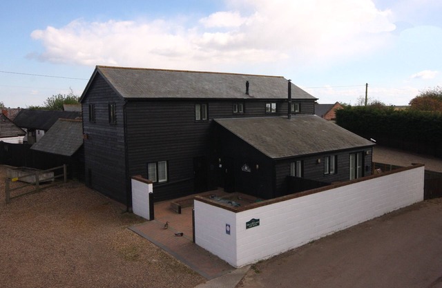 The Cart Lodge at Lee Wick Farm Cottages