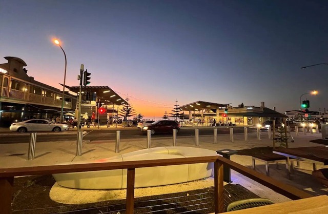 The Cast Away Apartment Henley Beach