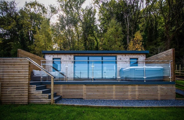 The Caswell Bay Hide Out - 1 Bed Cabin - Landimore