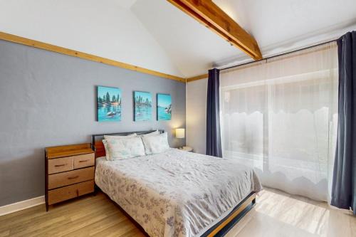 The Chalet at Kings Beach Unit 7