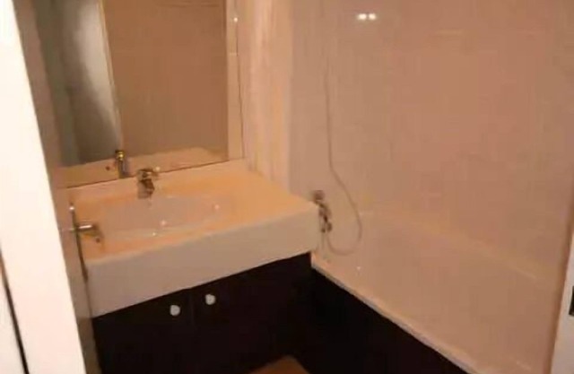 2 Pièces pour 6 Personnes