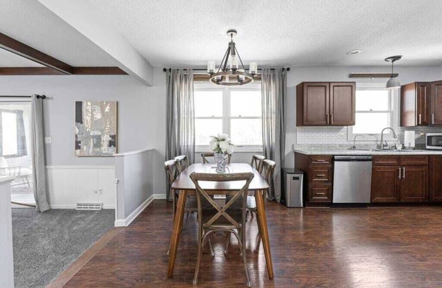 The City Escape, Suburban Retreat in Fishers