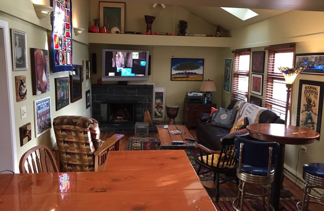 Le ClubHouse Au Coeur Des Chutes De Chagrin.