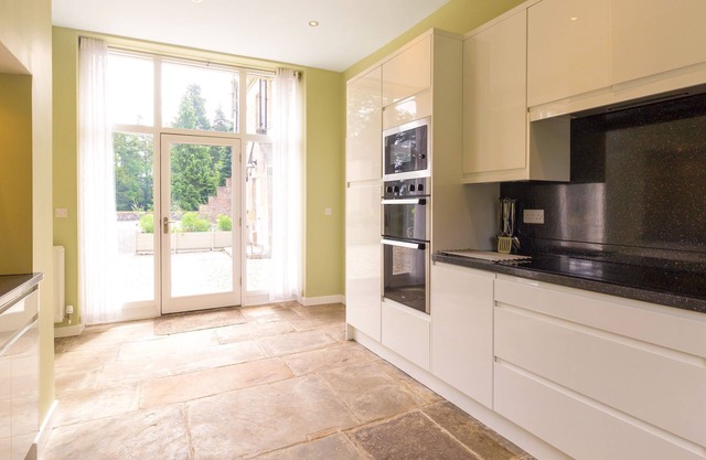 THE COACH HOUSE, family friendly, with open fire in Belford