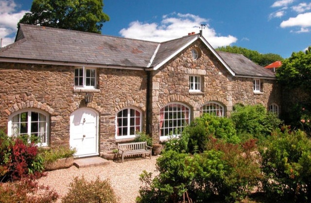 La casa del entrenador, LYDFORD