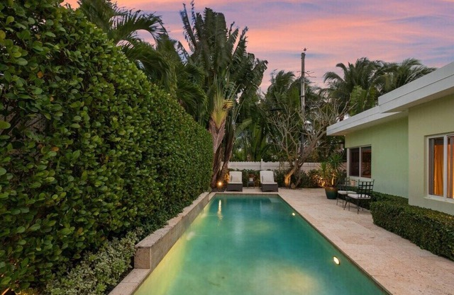 Coastal West Palm Beach Getaway 3BR w/ Heated Pool