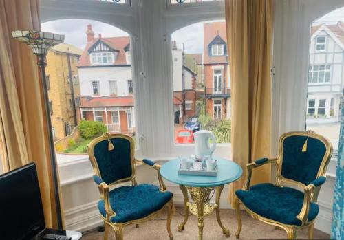 The Cobham Hotel