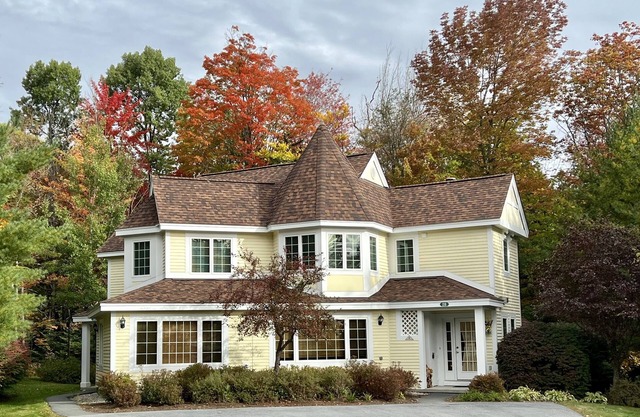 The comforts of home with a dash of luxury & whimsy Lakes, Trails, Golf min away