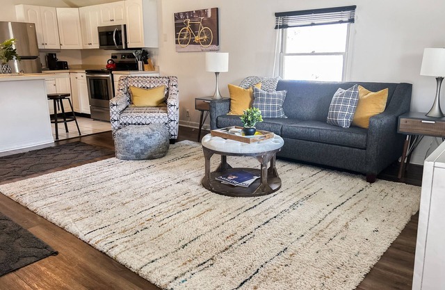 The Comfy Carriage House