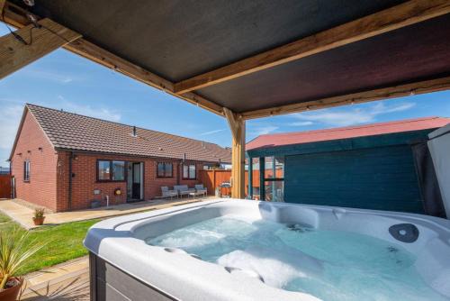 The Cosy Coastal