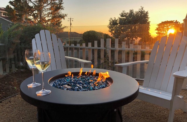 THE UPSCALE COTTAGE AT CAMBRIA. Our Guests Love This Cottage! Book For Summer