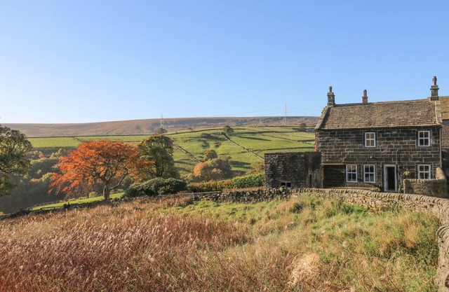 THE COTTAGE, BEESTON HALL, admite mascotas en Ripponden, Ref 991726