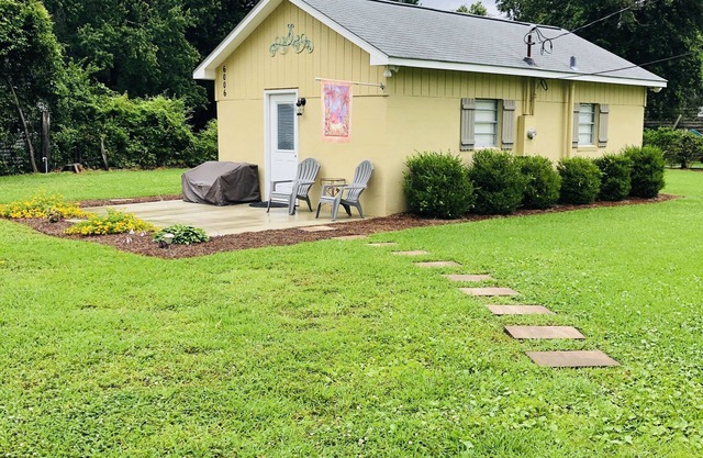 The Cottage on Park (à 3 km de la plage de Wrightsville)