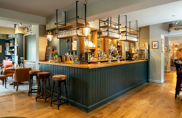 The Cowdray Arms