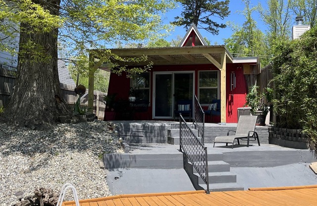 Cozy-Lake Cabin en Grande Cove droit Off Main Channel sur le lac Hamilton