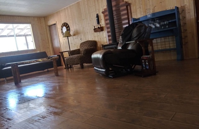 The cozy cabin, a quiet place to relax and have a pleasant time.