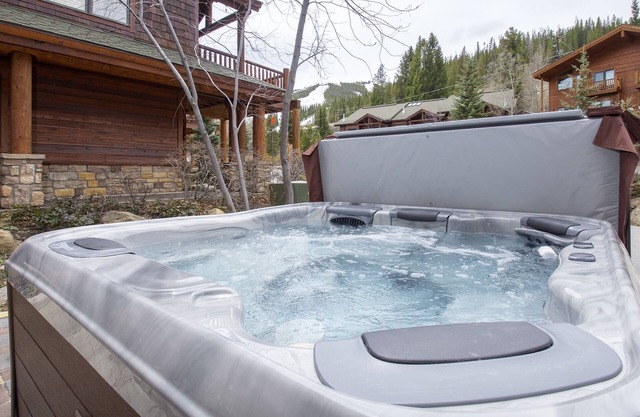 The Cozy Summit: Adventure + Hot Tub Escape