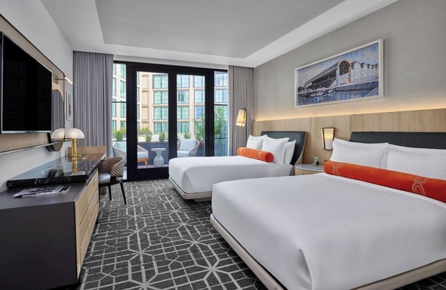 The Crescent Hotel|Patio Deluxe Queen Queen| Private Bath & Balcony Near Kimbell