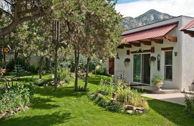 The Crestone Casitas: Casita Suite # 2 Queen