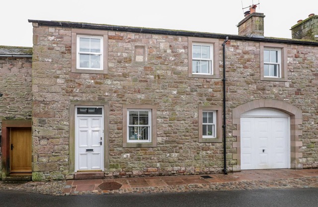THE CROOK, family friendly, character holiday cottage in Greystoke