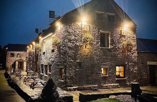 Crooklands Hotel