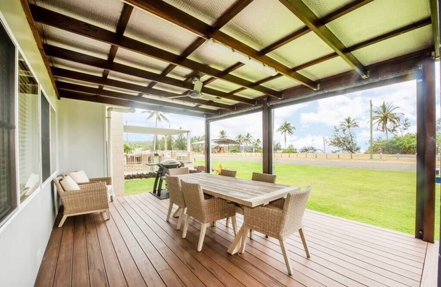 "The Den" - En bas - Grasstree Beachfront Shacks