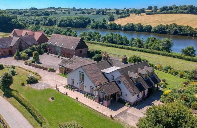 The Dinney Holiday Cottages