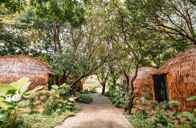 The Dome Hotel - Caylabne Bay