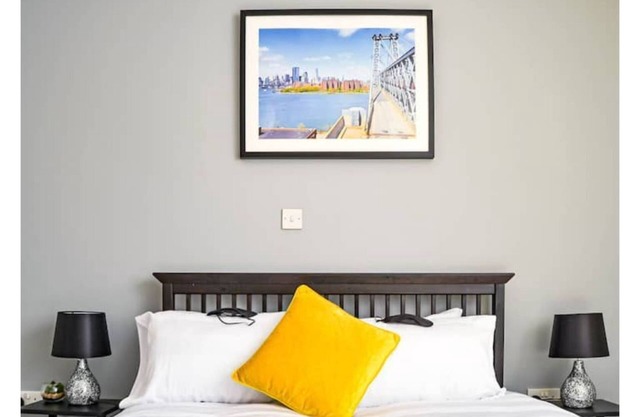 The Ella Fitzgerald - Modern, Central 2 BD flat.