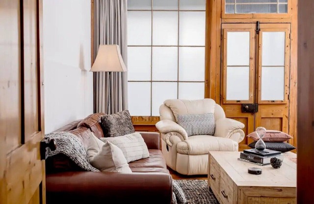 The Emily Jane - Cosy Haven In The Adelaide Hills