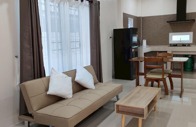 MAISON DE VILLAGE CH 1, 1. 5 KM DE LA PLAGE DE BANGTAO (0227)