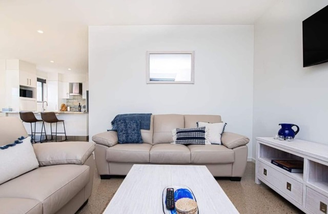 Endsleigh II │Cosy 2 Bedroom Villa, Wifi, Near CBD