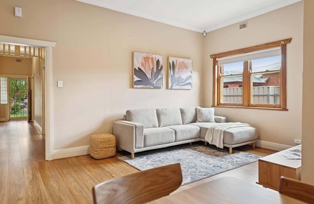 The Evandale Cottage For a comfortable convenient stay